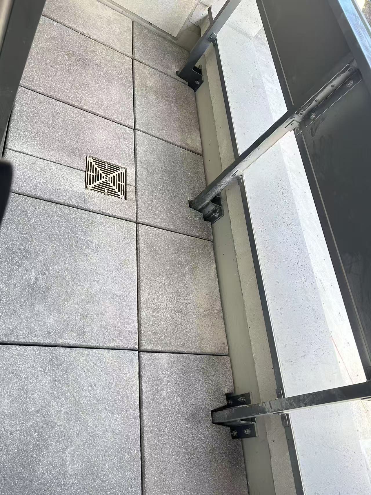 Interlocking driveway installation Toronto - precision paver construction